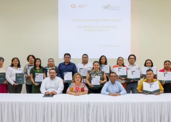 SEFIPLAN entrega constancias a las y los servidores públicos que concluyen Diplomado de Contabilidad Gubernamental