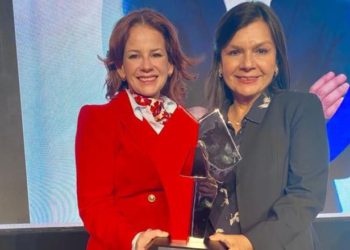 Premia Alcaldes de México por Mejores Prácticas de Gobiernos Locales al Programa Mujeres al Centro