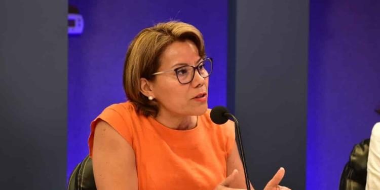 Egla Cornelio deja la Setab por motivos de salud