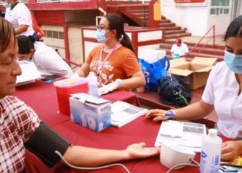 Destaca Centro que 20% de atendidos en jornada de salud presentan glucosa o presión elevada