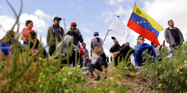 PVEM advierte posible incremento de venezolanos en Tabasco si Maduro es confirmado como presidente