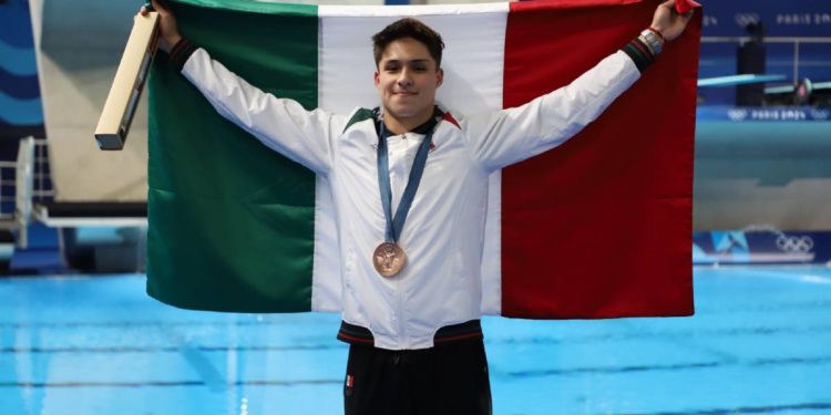 Osmar Olvera se cuelga medalla de bronce en los Juegos Olímpicos París