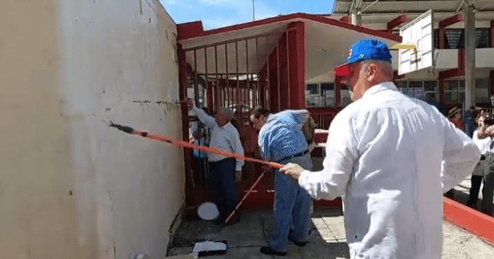 Inicia Carlos Merino Semana Comunitaria de Limpieza Escolar en Educación Básica