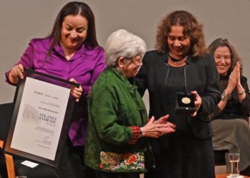 Galardonan a fotógrafa tabasqueña Yolanda Andrade con Medalla Bellas Artes 2024