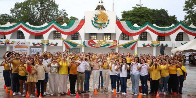 Fortalece Ana Paty Peralta la prevención del cáncer infantil