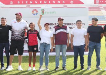 Inaugura Ana Paty Peralta Torneo Inter Regiones de Fútbol “El deporte nos une”