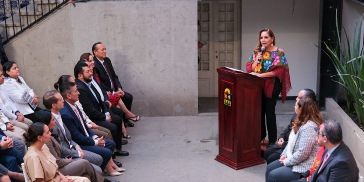 Resalta Ana Paty Peralta celebración del 50 Aniversario de Q.Roo