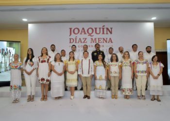 Joaquín Díaz Mena presentó formalmente a su gabinete para el periodo 2024-2030