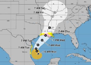 Se forma la tormenta tropical ‘Francine’ y avanza al Golfo de México