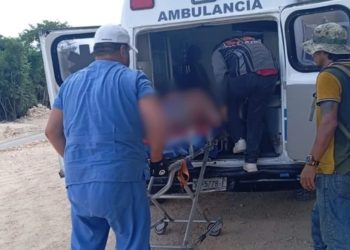 Trabajador del Tren Maya sufre lesiones tras colapsar un andamio del puente en Chetumal-Huay-Pix