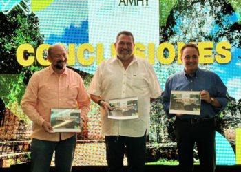 Realizan Hoteleros de Yucatán exitoso congreso de Turismo 2024