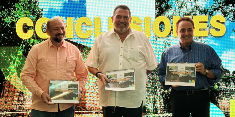 Realizan Hoteleros de Yucatán exitoso congreso de Turismo 2024