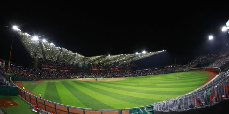 Posponen la serie de Diablos Rojos y Sultanes de Monterrey en la CDMX