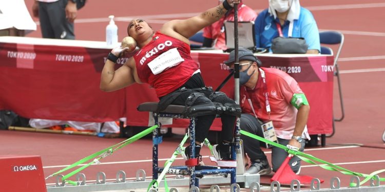 Gloria Zarza Guadarrama gana medalla de oro en los Juegos Paralímpicos París
