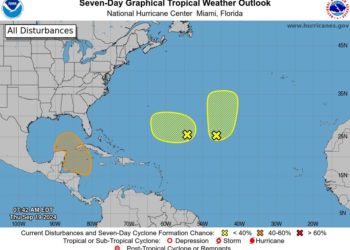 Autoridades vigilan posible formación de ciclón en el mar caribe