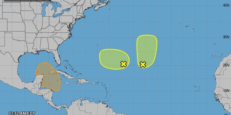 Autoridades vigilan posible formación de ciclón en el mar caribe