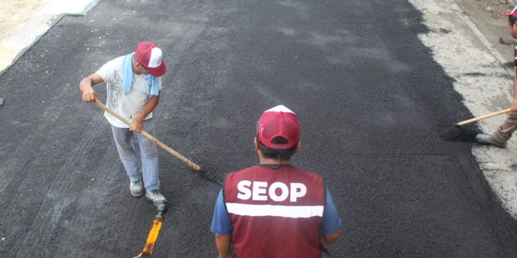 Gobierno del Estado avanza con el Programa de Bacheo y Desfondes en la capital: SEOP