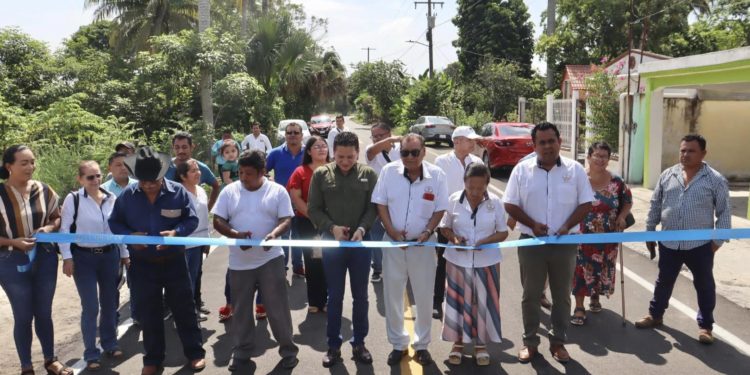 «Chelo» Cano entrega obras en la recta final de su administración en Cunduacán