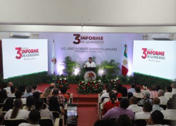 A «no regresar al pasado» en Jonuta: Eric Garrido en último informe
