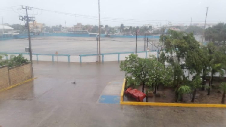 Isla Mujeres tras el paso de la tormenta tropical «Helene»