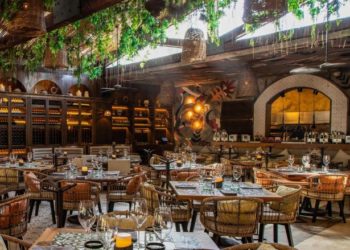 El 97 % de restaurantes suspenden operaciones por la seguridad de los trabajadores ante el paso de ‘Helene’