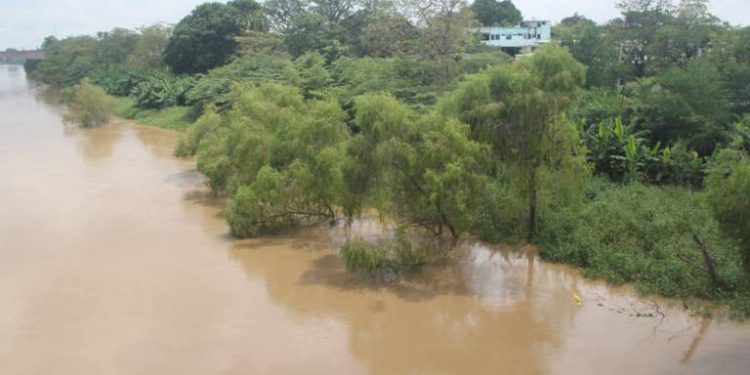 Conagua alerta sobre incremento en niveles de ríos en Tabasco por lluvias intensas