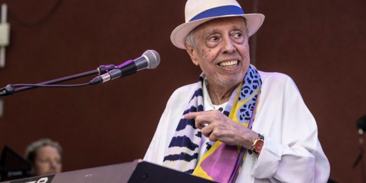 Fallece Sérgio Mendes, icono de la música brasileña a los 83 años