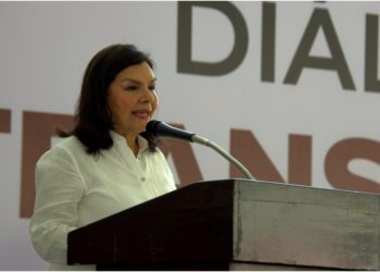 Yolanda Osuna presenta a 29 integrantes de su gabinete municipal