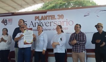 Celebran 35 aniversario de fundación del plantel 30 del Cobatab, en Gaviotas