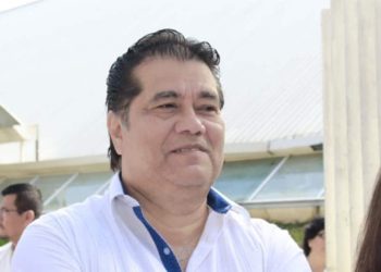 Guillermo Narváez no contempla renunciar anticipadamente como rector de la UJAT