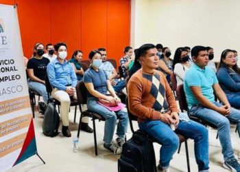 SNE Tabasco vincula a 8 enfermeros para trabajar en hospitales de Alemania