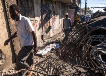 Explota camión de cisterna dejando 15 personas muertas y 40 heridas en Haití