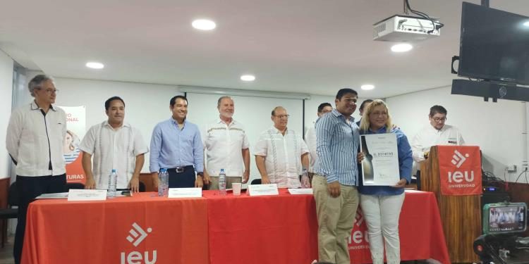 Turismo Tabasco entrega últimos certificados de «experiencias memorables» en la administración actual