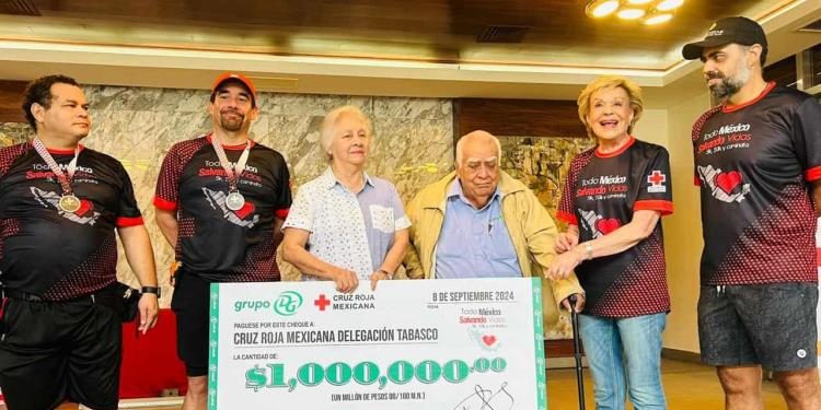 Grupo DG dona un millón de pesos a la Cruz Roja Tabasco en evento benéfico