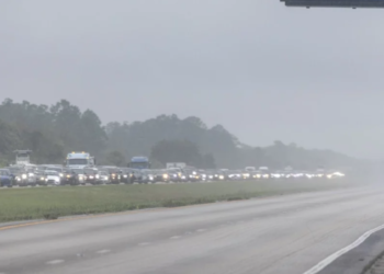 Florida se prepara para una gran evacuación por el huracán Milton