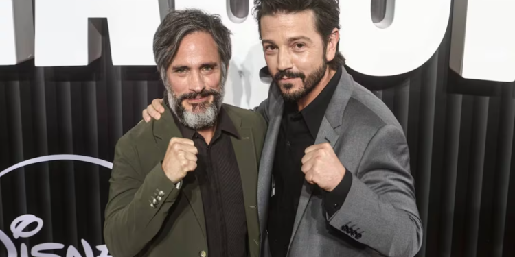 Diego Luna y Gael García Bernal protagonizan la serie “La Máquina”