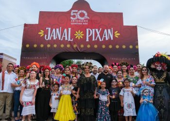 Da inicio Mara Lezama a “Janal Pixan 2024” con familias en Chetumal