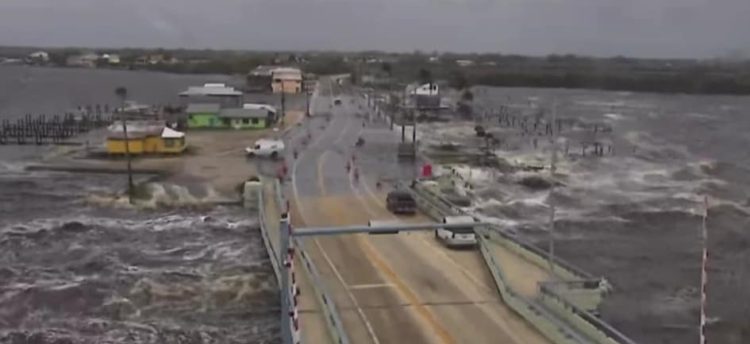 El #HuracánMilton impactó tierra en Siesta Key, en la costa oeste de Florida