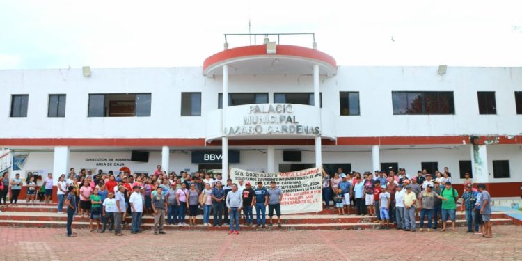 Trabajadores sindicalizados al servicio del Ayuntamiento de Lázaro Cárdenas no recibieron su pago por lo que el Gobierno del Estado investiga a la administarción pasada