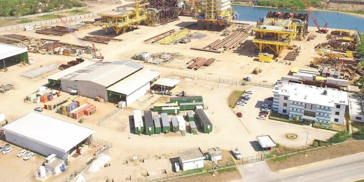 Ayuntamiento de Paraíso descarta riesgos de salud por gases emitidos en refinería de Dos Bocas