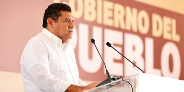 Javier May suspende audiencia del sábado por festividad de Fieles Difuntos