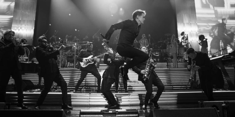 Anuncian el gran cierre de la gira mundial de Luis Miguel