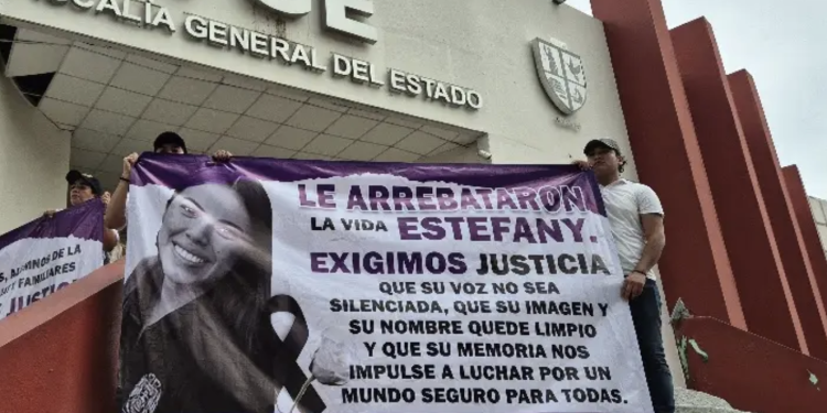 Padre de Estefany defiende su inocencia y pide justicia tras su asesinato