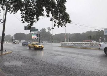 Conagua prevé lluvias nocturnas en Tabasco por Onda Tropical 30