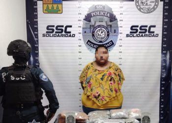 Detienen a narcomenudista con al menos 100 dosis de drogas en Playa del Carmen