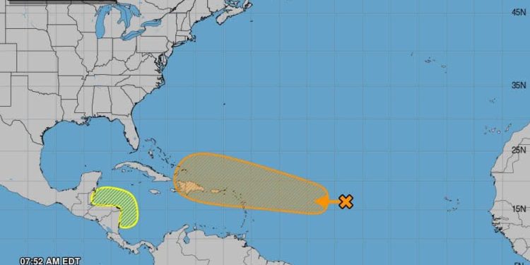 Autoridades vigilan dos zonas de baja presión con probabilidad de desarrollo ciclónico en el Atlántico y Mar Caribe