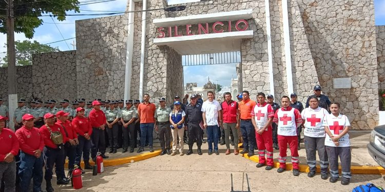 Despliegan operativo «Panteones Seguros» para Día de Muertos en Tabasco