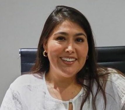 ESTEFANIA SALVO A PLAYA, MIRELLA DIAZ FUERA DEL GOBIERNO