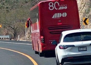 Bloqueos en Tabasco afectan el servicio de ADO y provocan reducción de pasajeros