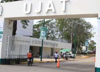FGE se compromete a investigar a fondo el asesinato de Estefany, exalumna de la UJAT